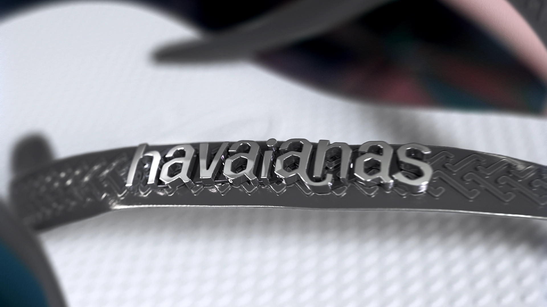 POINT_METALIC_PRATA_15s_16x9_v07 (0-00-06-09) copy